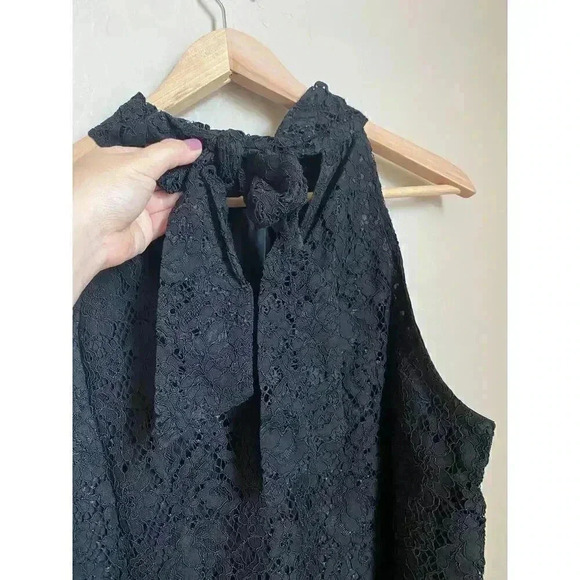 J. Crew Tie-neck‎ Top in Lace Black Size Medium - Picture 16 of 16